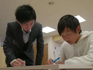 セミナークレスト 宝殿校
