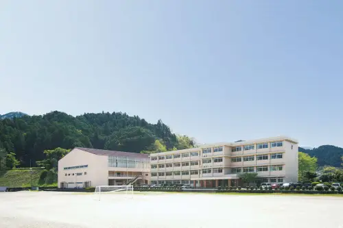 行政協同事業部　公設民営塾 川本町公営学習塾