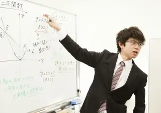 一宮南部丹陽校塾長